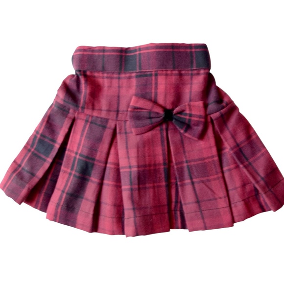 Tops - Picture 13 of 17